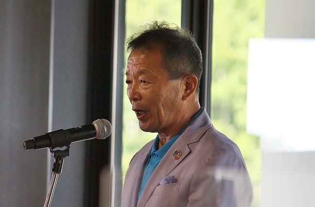 上山市長