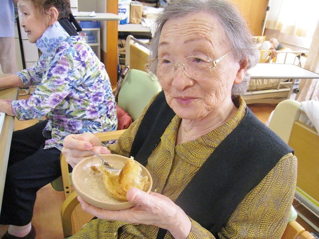 １